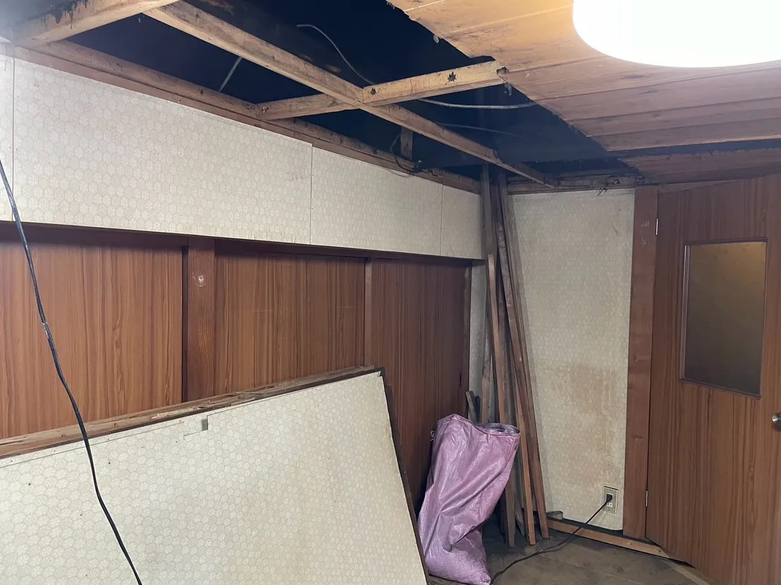 今日も外構工事と改築工事2ヶ所の大忙しでした。