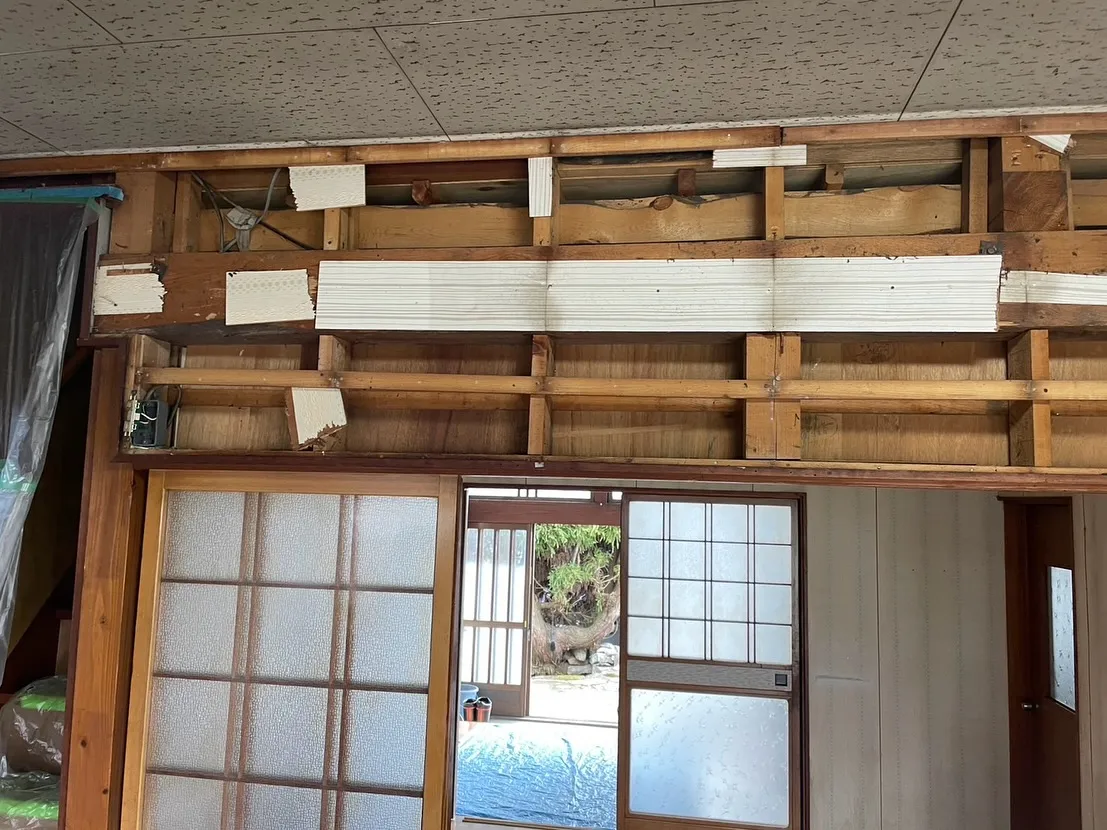 今日も外構工事と改築工事2ヶ所の大忙しでした。