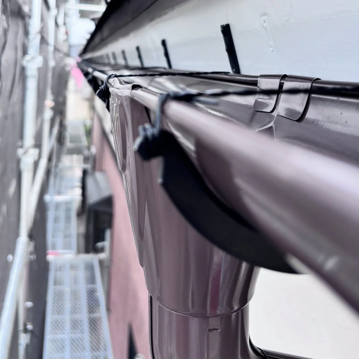 今日は雨樋工事の手伝いをやって来ました。