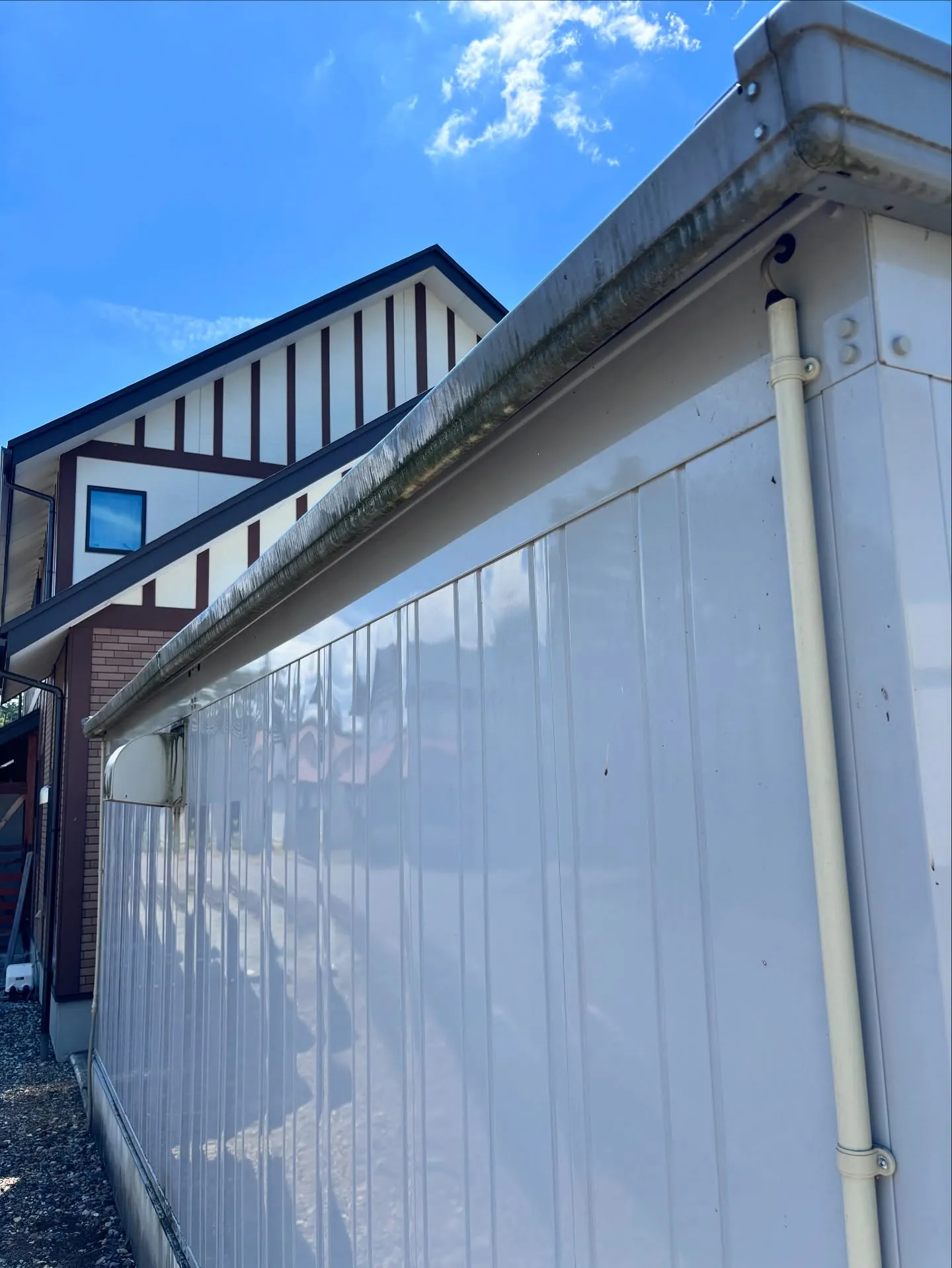 屋根屋さんからの依頼で