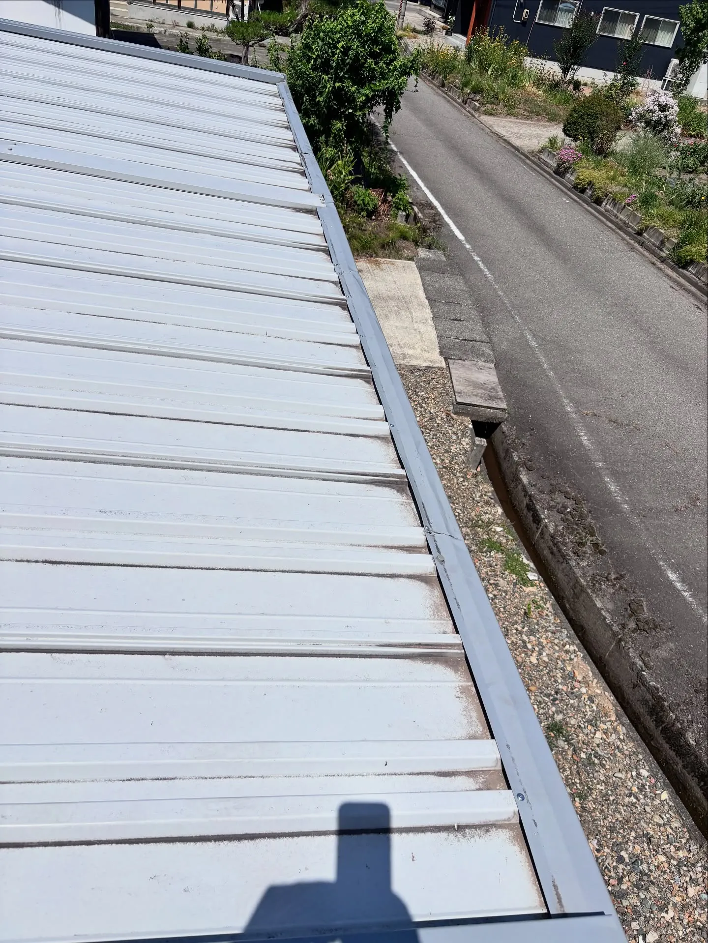 屋根屋さんからの依頼で