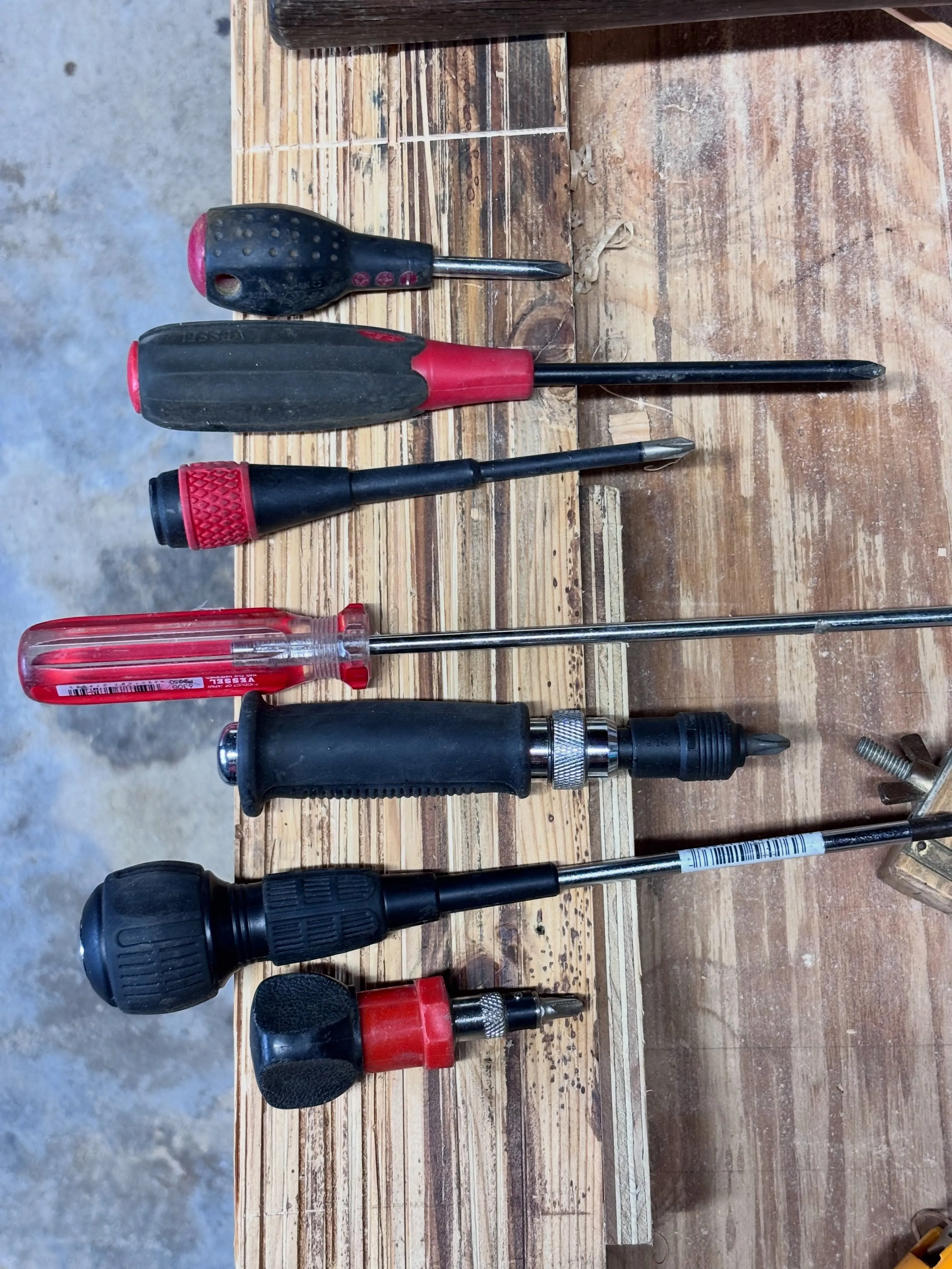今日はまず作業場からスタート。