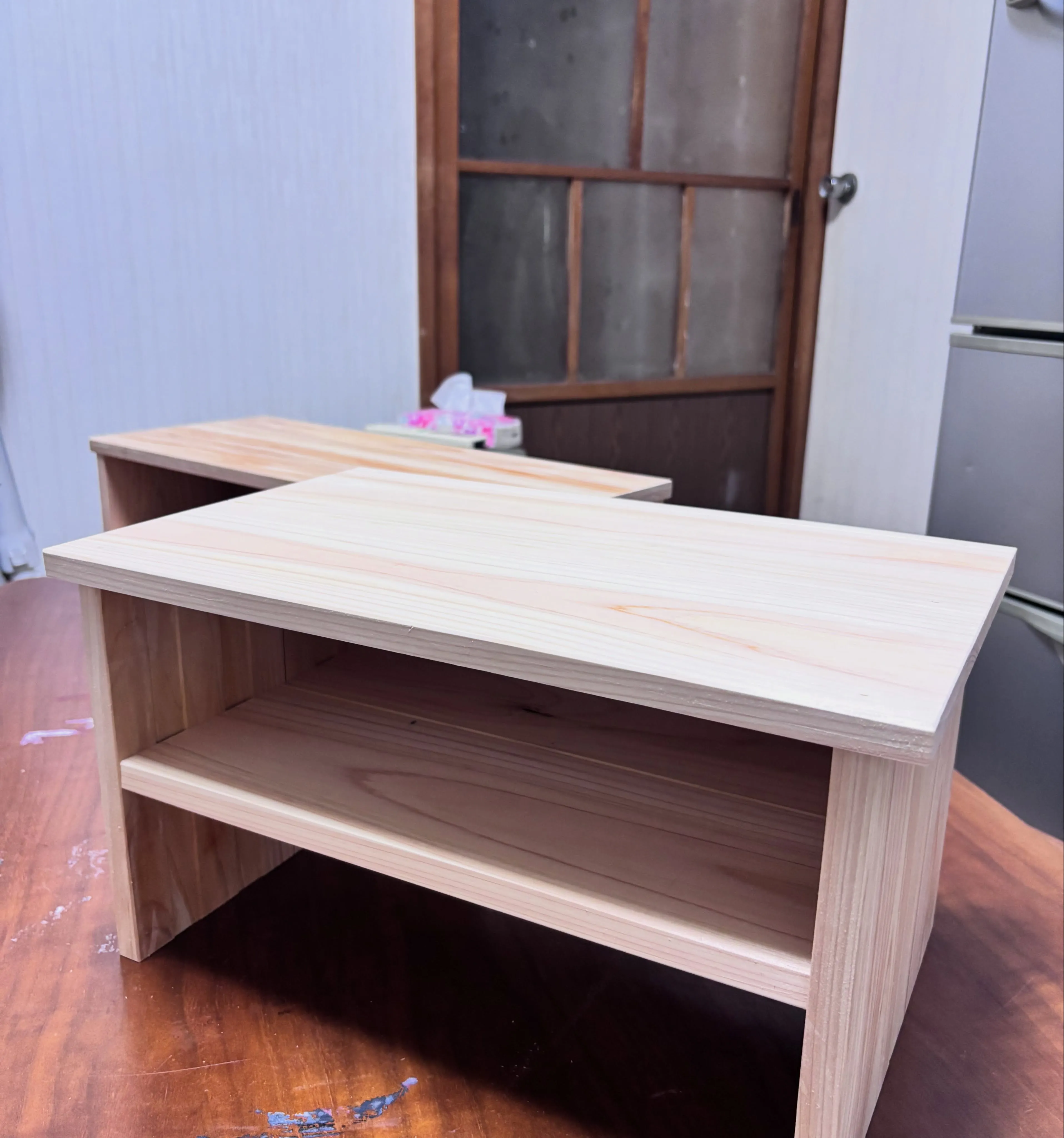 「こんなの作れますか?」から始まった、モニター台づくり。